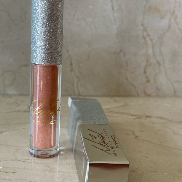 MAC Mariah Carey Lipglass - it’s just like honey - Picture 4 of 12
